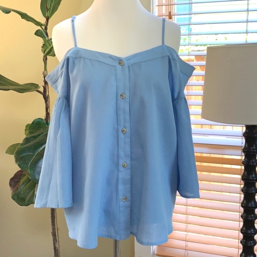 Nordstrom BP Offshoulder Top size L